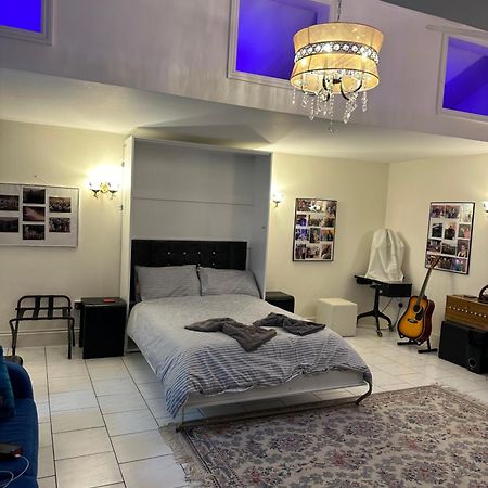 Amazing Gantshill Studio Annexe & Free Parking Redbridge Esterno foto